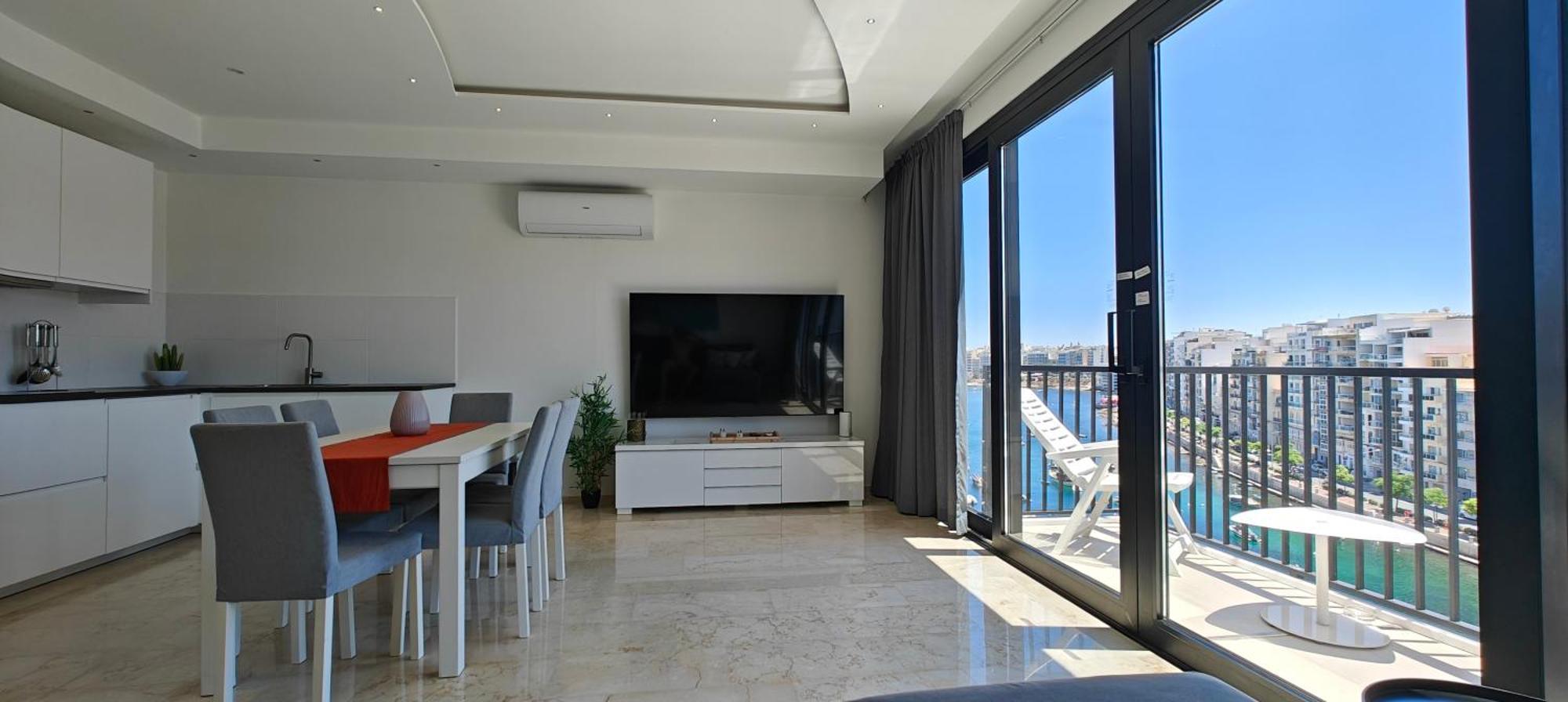 Luxury Sea Front At Spinola Bay St Julians