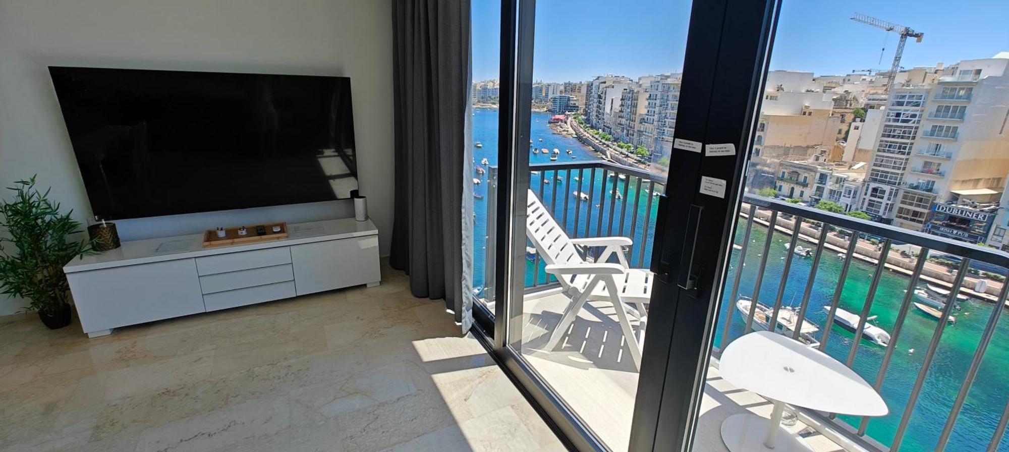 Luxury Sea Front At Spinola Bay St Julians Apartment *